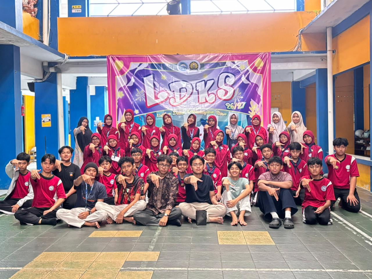 SMPI Al Abidin Surakarta Conducts OSIS Leadership Training (LDK OSIS) to Strengthen Student Character and Leadership
